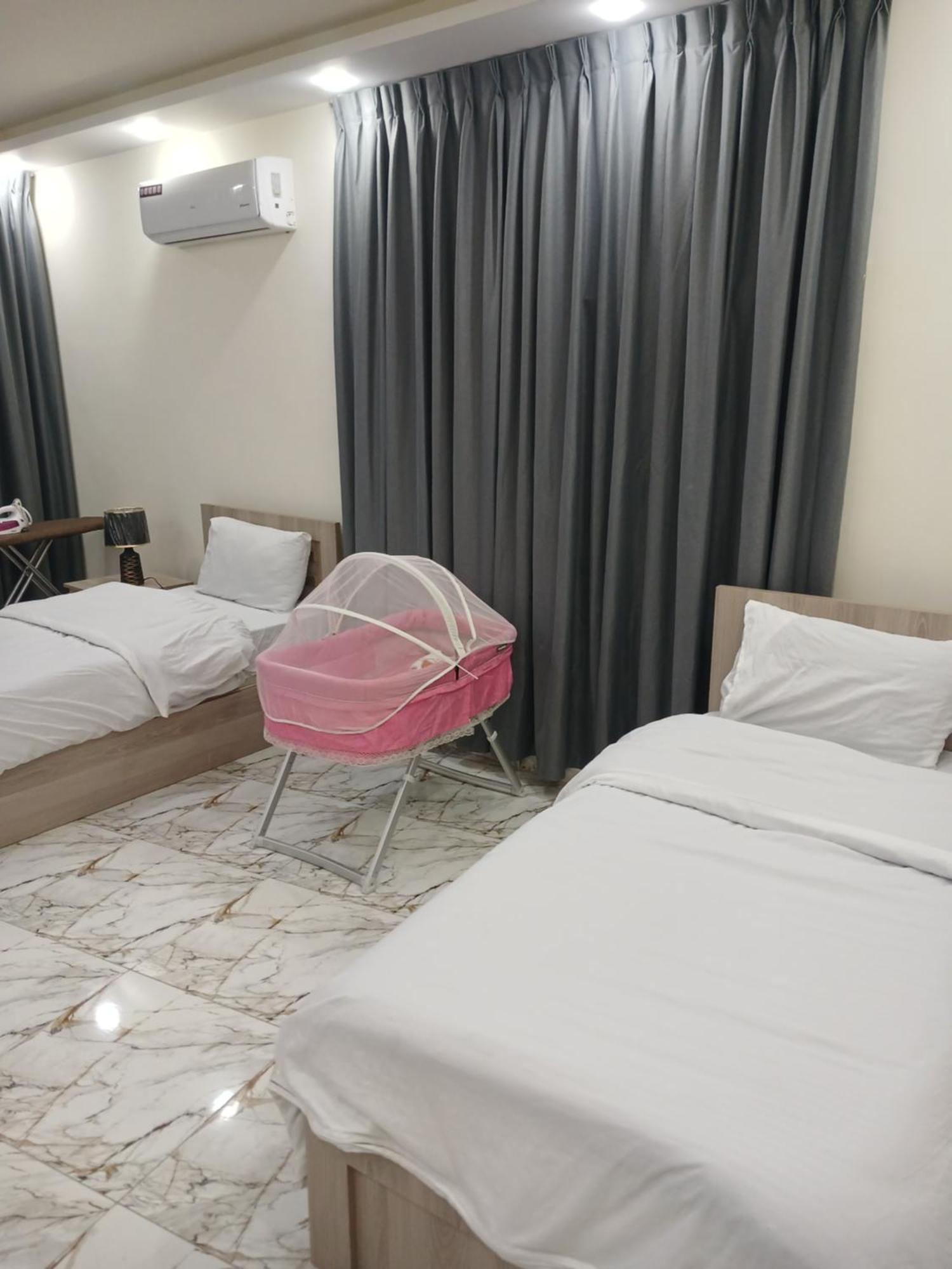 Dream House Hotel Jarash Esterno foto
