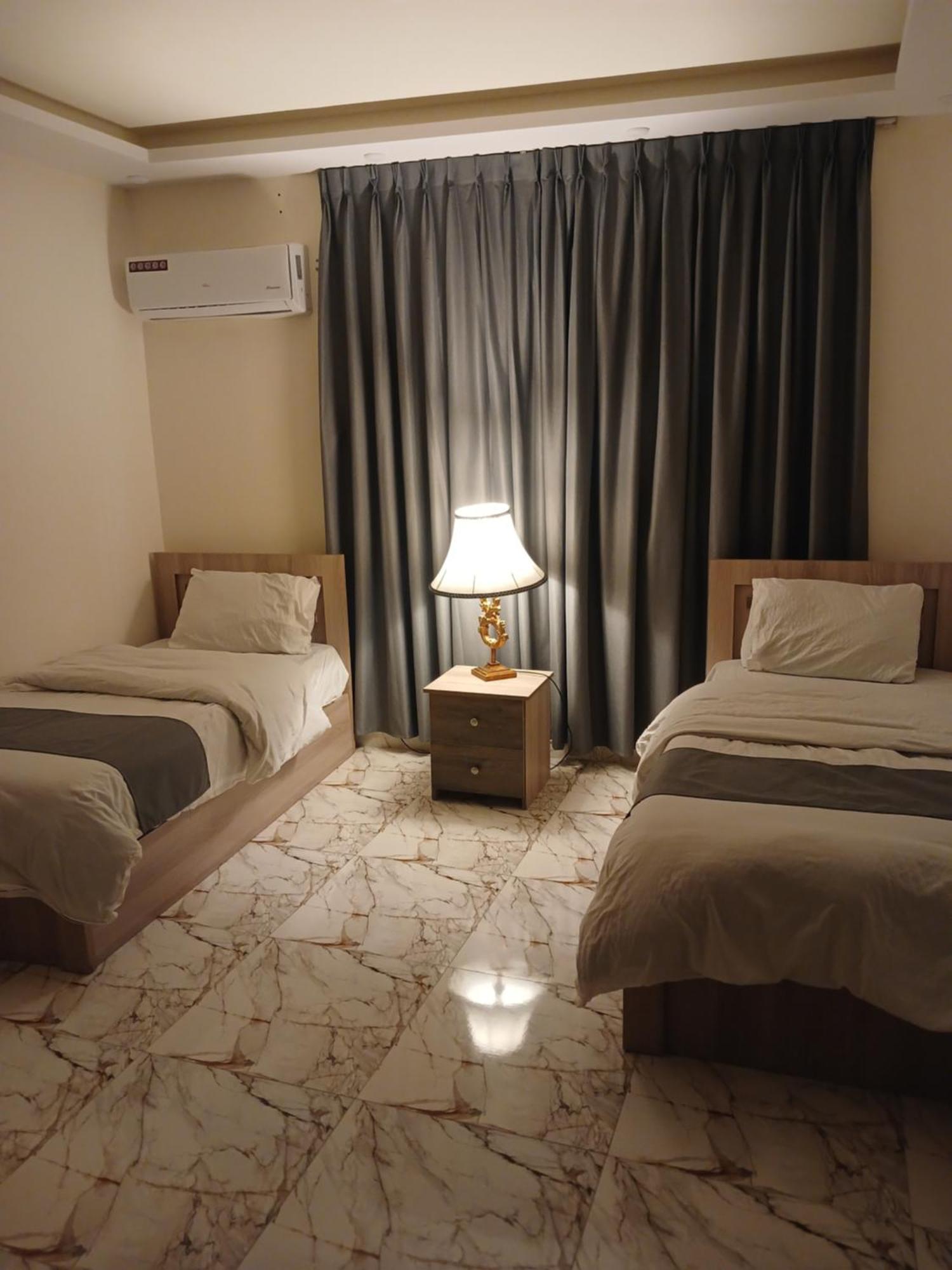 Dream House Hotel Jarash Esterno foto